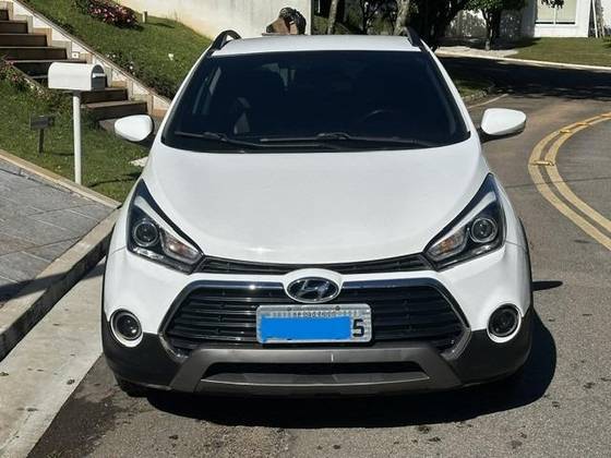 HYUNDAI HB20X 1.6 16V PREMIUM FLEX 4P AUTOMÁTICO